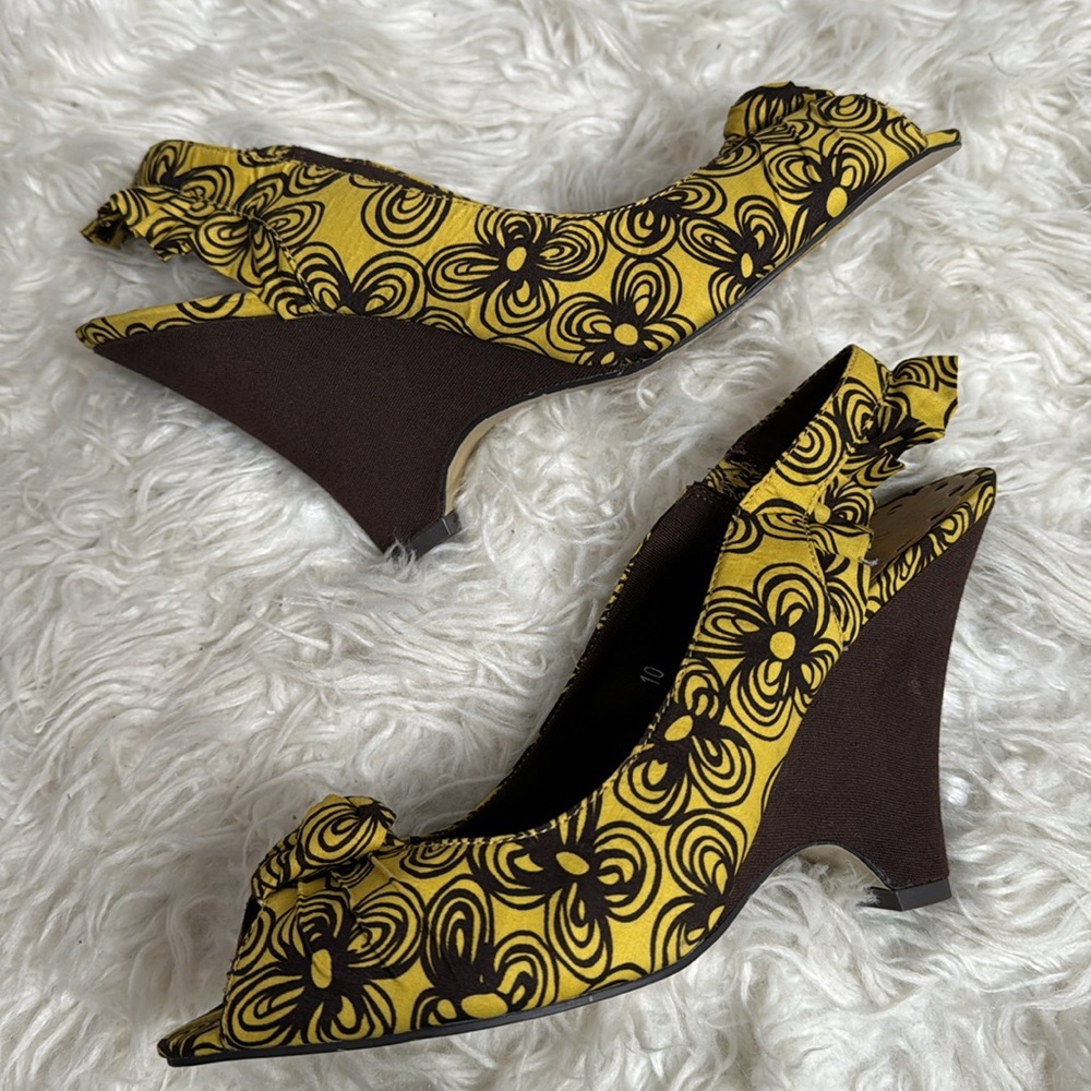 Yellow Floral Peep-Toe Slingback Wedge Heels